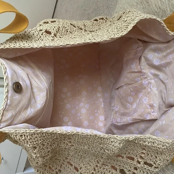 Universal Thread tote - Picture 7 of 9